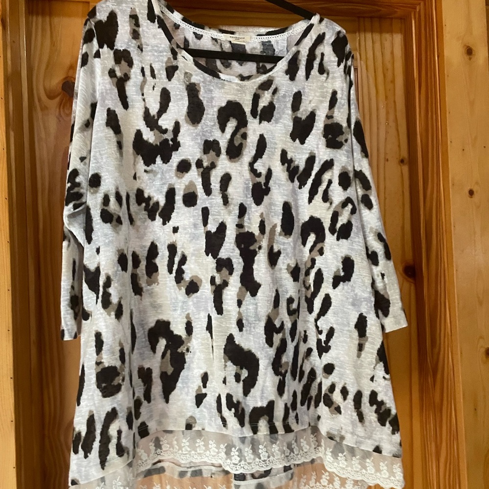 Westbound white leopard top